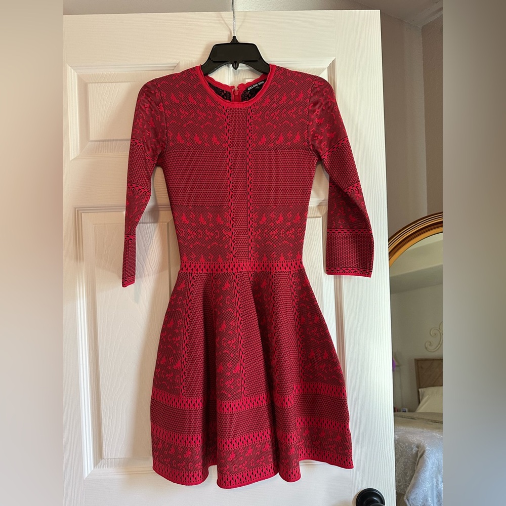 Gianni Bini Red Long Sleeve Dress